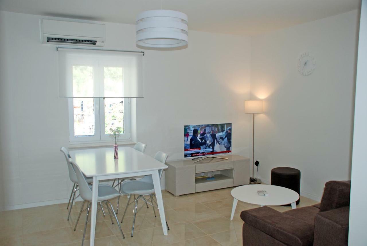 Apartment Bilo Omiš Dış mekan fotoğraf